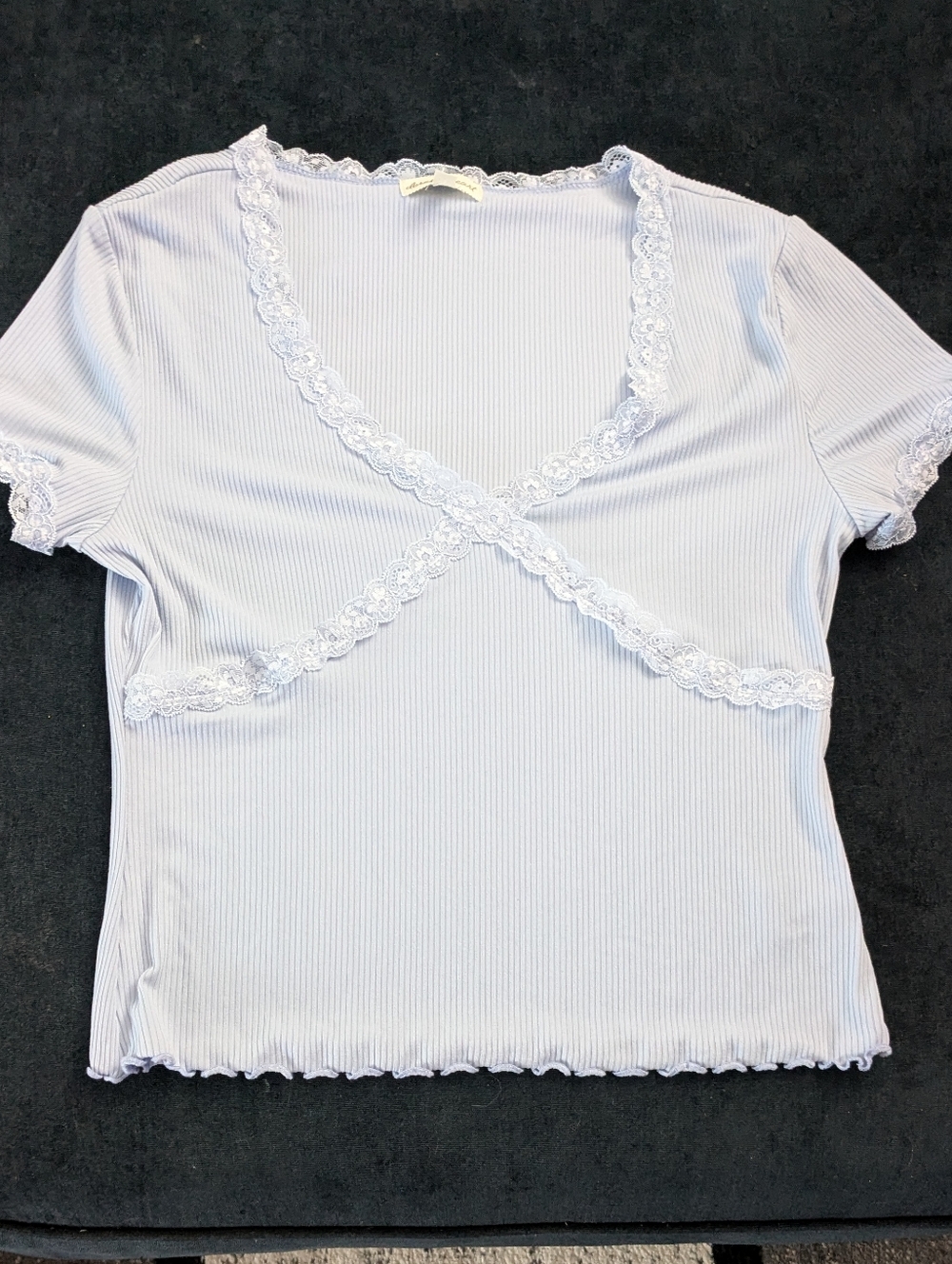 NWOT! Derek Heart Sky Blue Baby Top crop Top w/ Lace Trim Size L